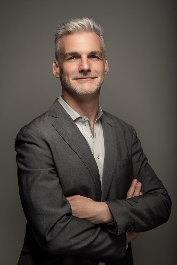 Dr. Bruno Meilman - Cirurgião Plástico